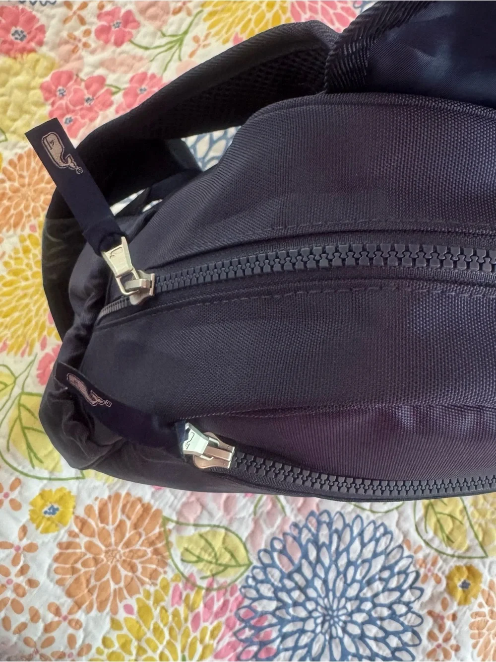 NWT vineyard vines diaper bag - Picture 3 of 4